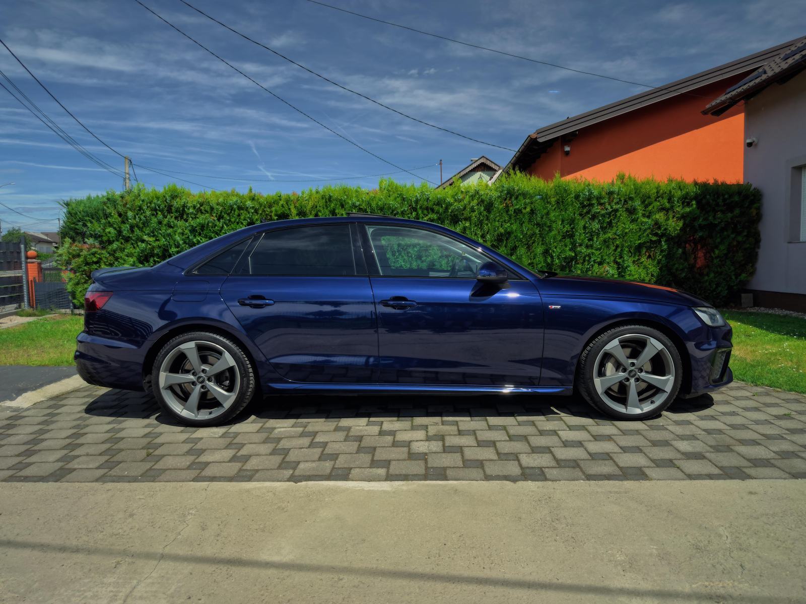 Audi A4 40 TFSI 150kw S Line Quattro Black Edition Matrix, fotografija 6