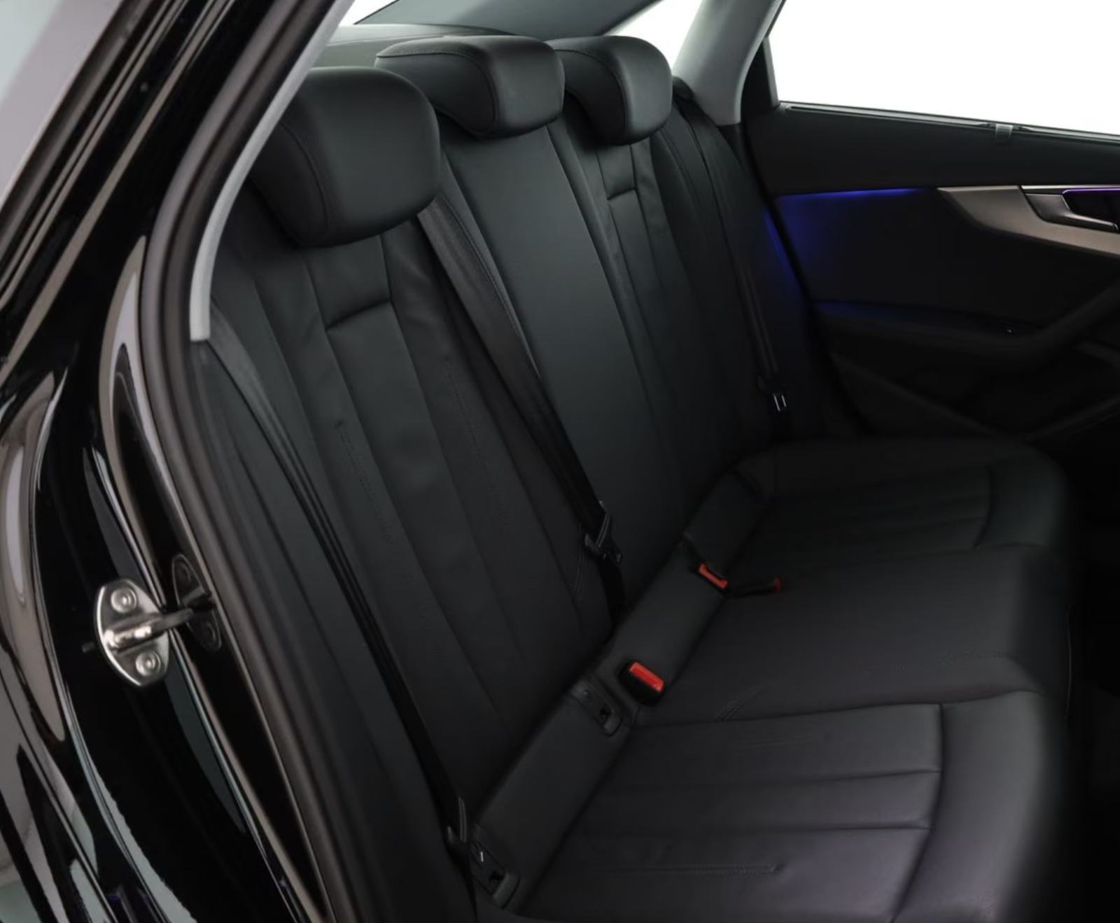Audi A4 40 TFSI - S-LINE, VIRTUAL COCKPIT, ACC, KOŽA, fotografija 11