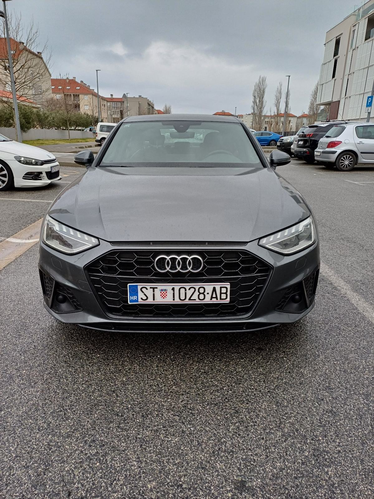 Audi A4 40 Tfsinull