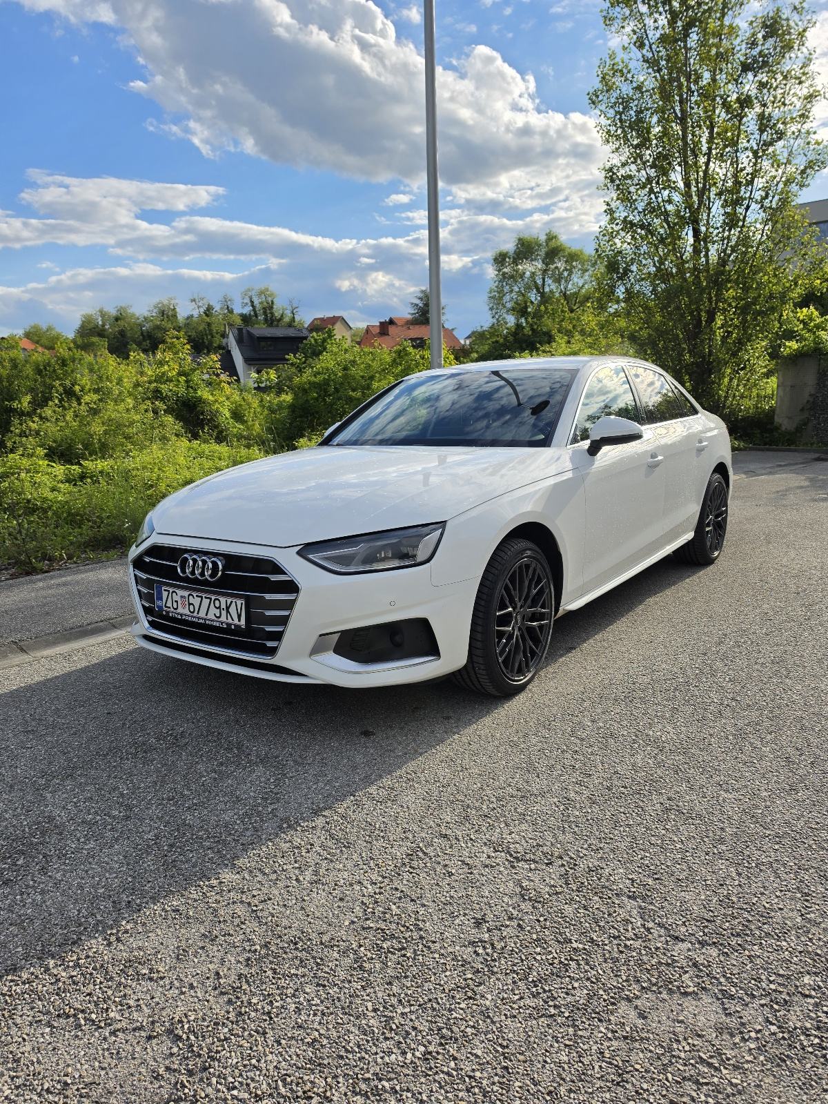 Audi A4 40TDI limuzina s-tronic, fotografija 1