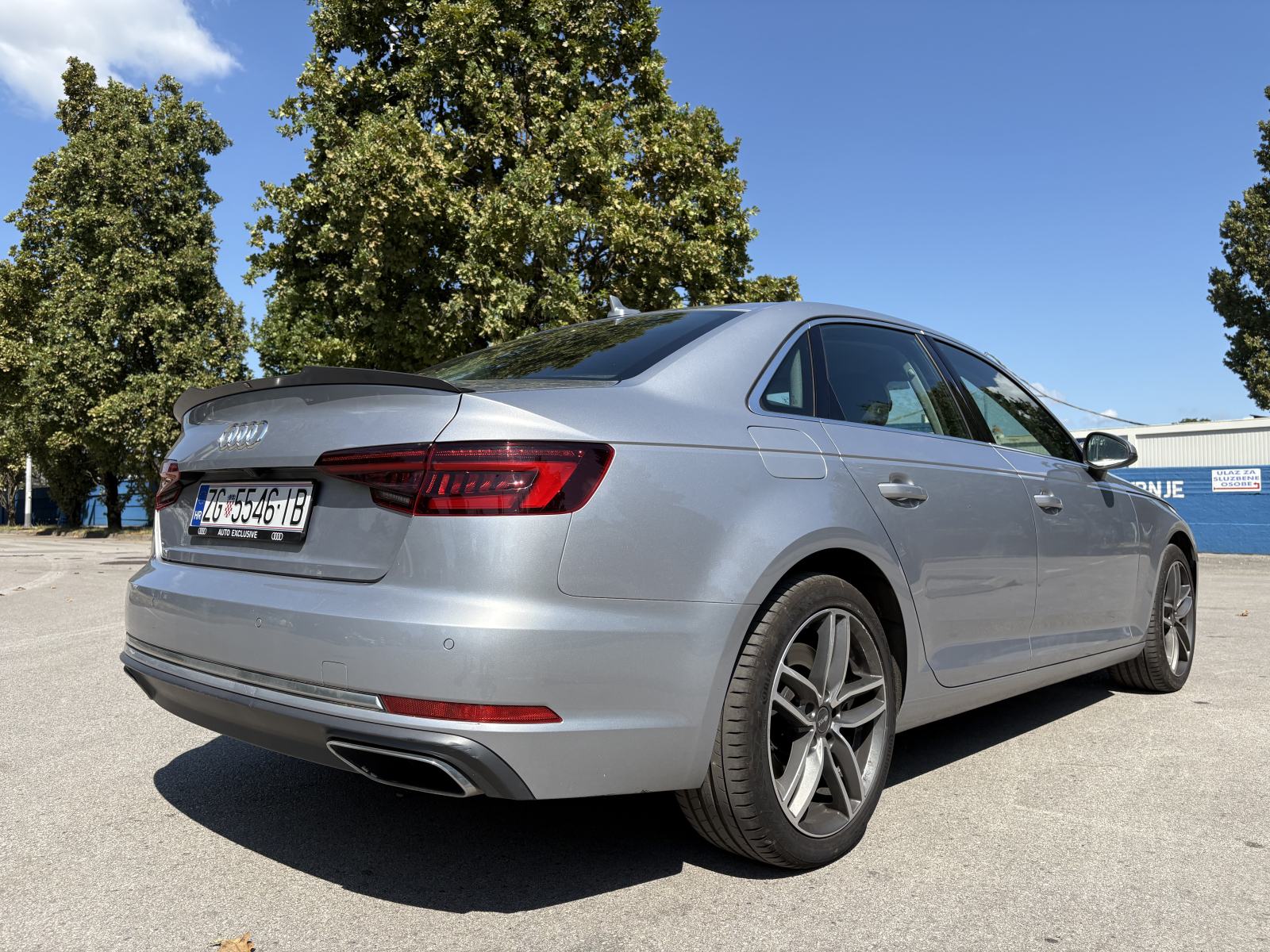 Audi A4 45 TFSI QUATTRO automatik 180 kW, fotografija 12
