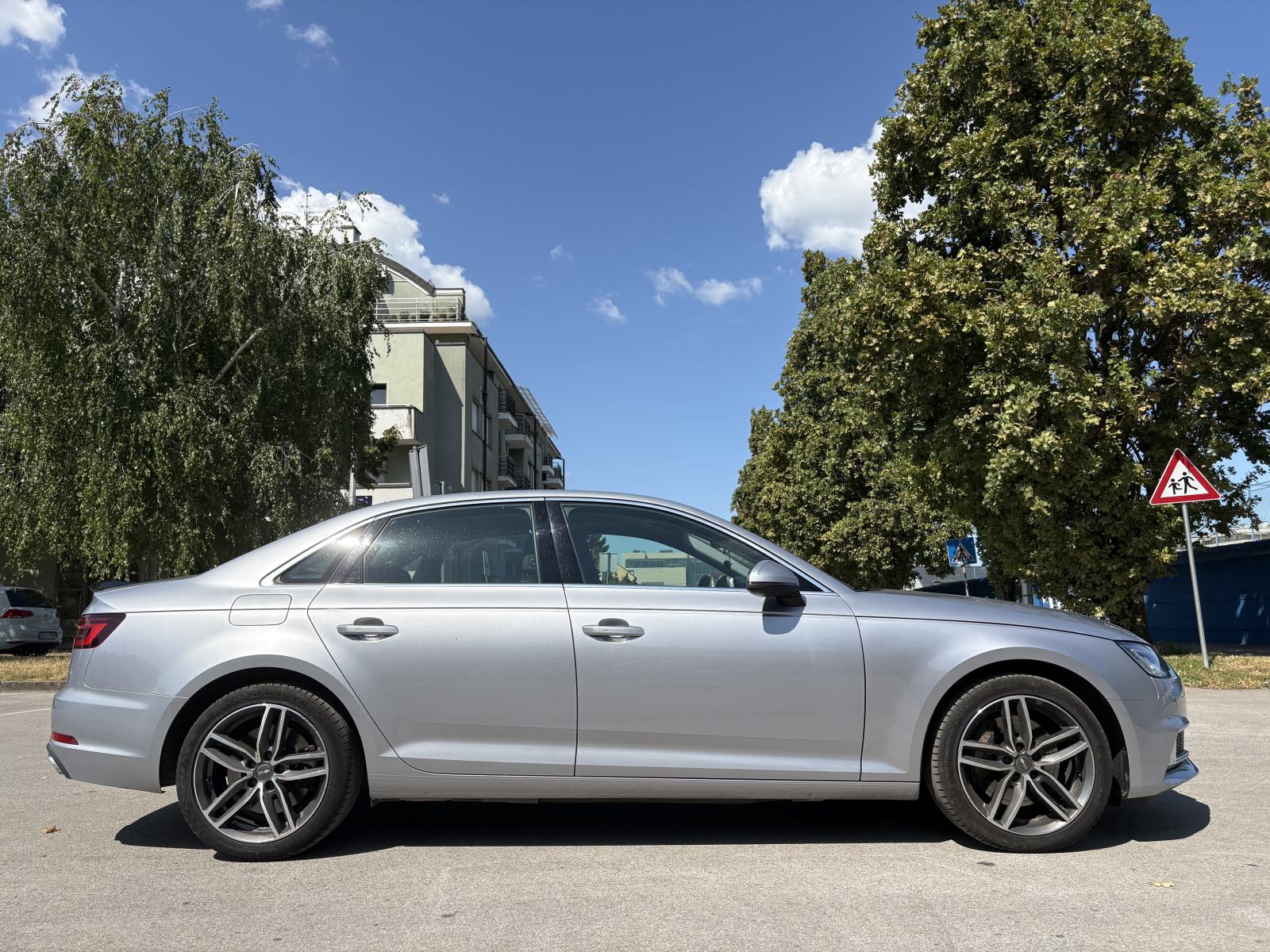 Audi A4 45 TFSI QUATTRO automatik 180 kW, fotografija 14