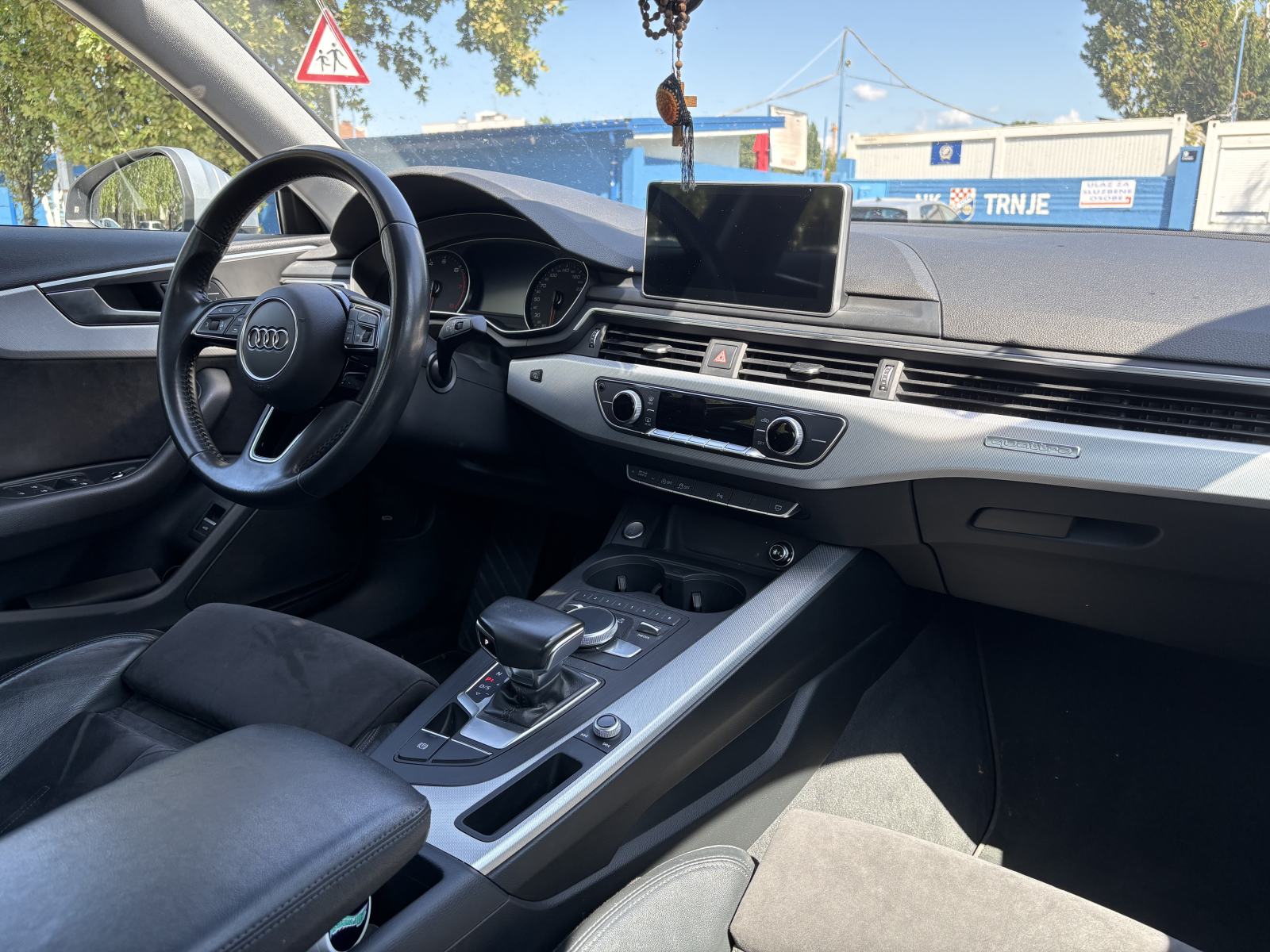 Audi A4 45 TFSI QUATTRO automatik 180 kW, fotografija 20