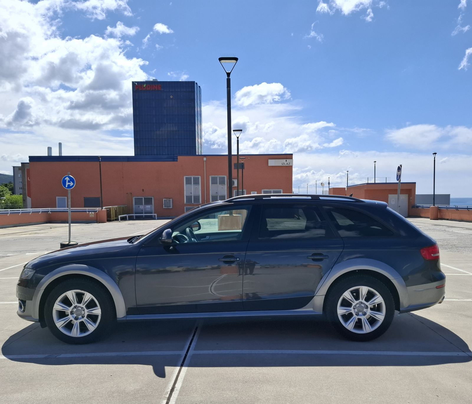 Audi A4 Allroad 3,0 TDI S-tronic, panorama, fotografija 4
