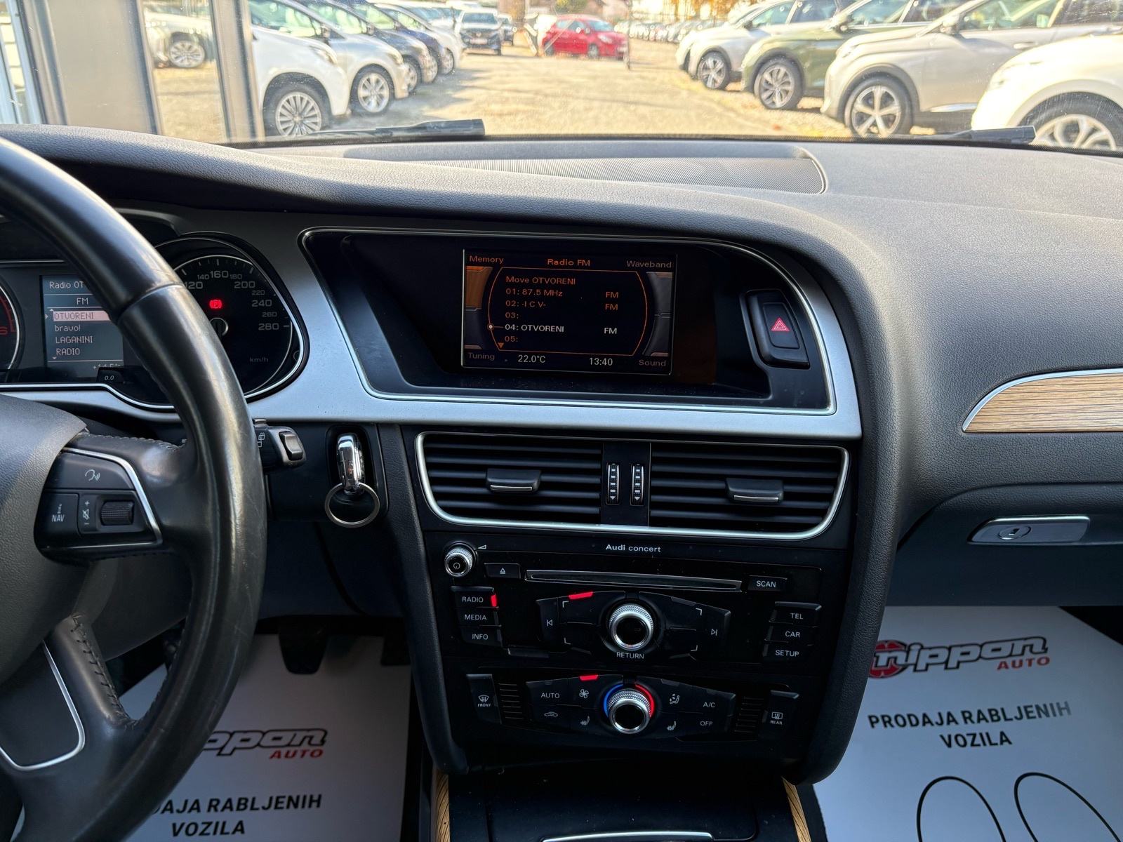 Audi A4 Allroad quattro 2,0 TDI KLIMA - SERVISNA - AUTOKREDIT, fotografija 14