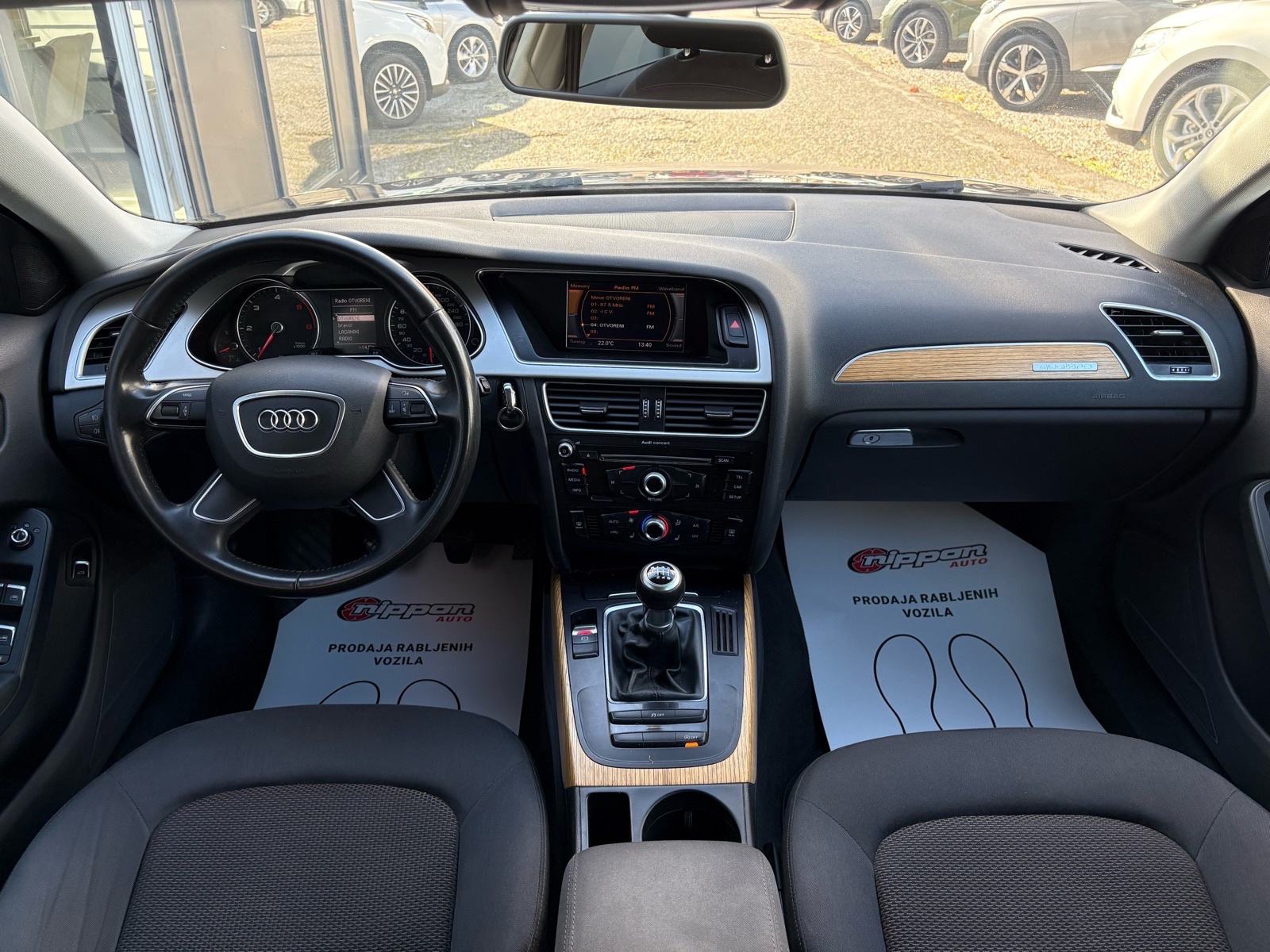 Audi A4 Allroad quattro 2,0 TDI KLIMA - SERVISNA - AUTOKREDIT, fotografija 12