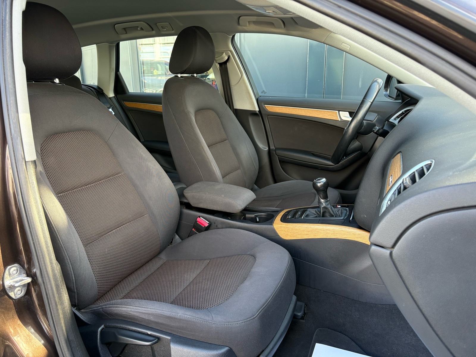 Audi A4 Allroad quattro 2,0 TDI KLIMA - SERVISNA - AUTOKREDIT, fotografija 20