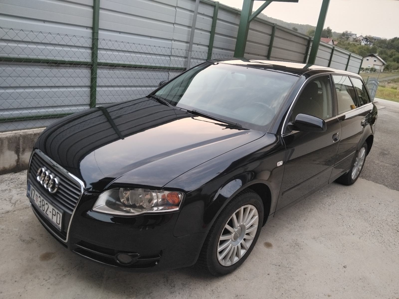 Audi A4 Avant 1,9 TDI, fotografija 5