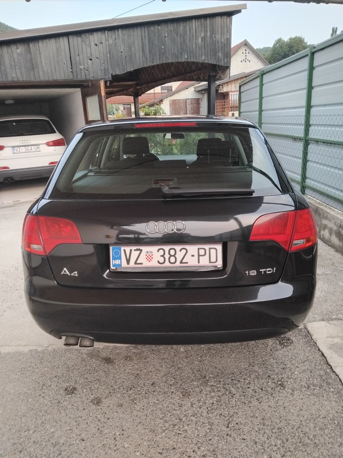 Audi A4 Avant 1,9 TDI, fotografija 8