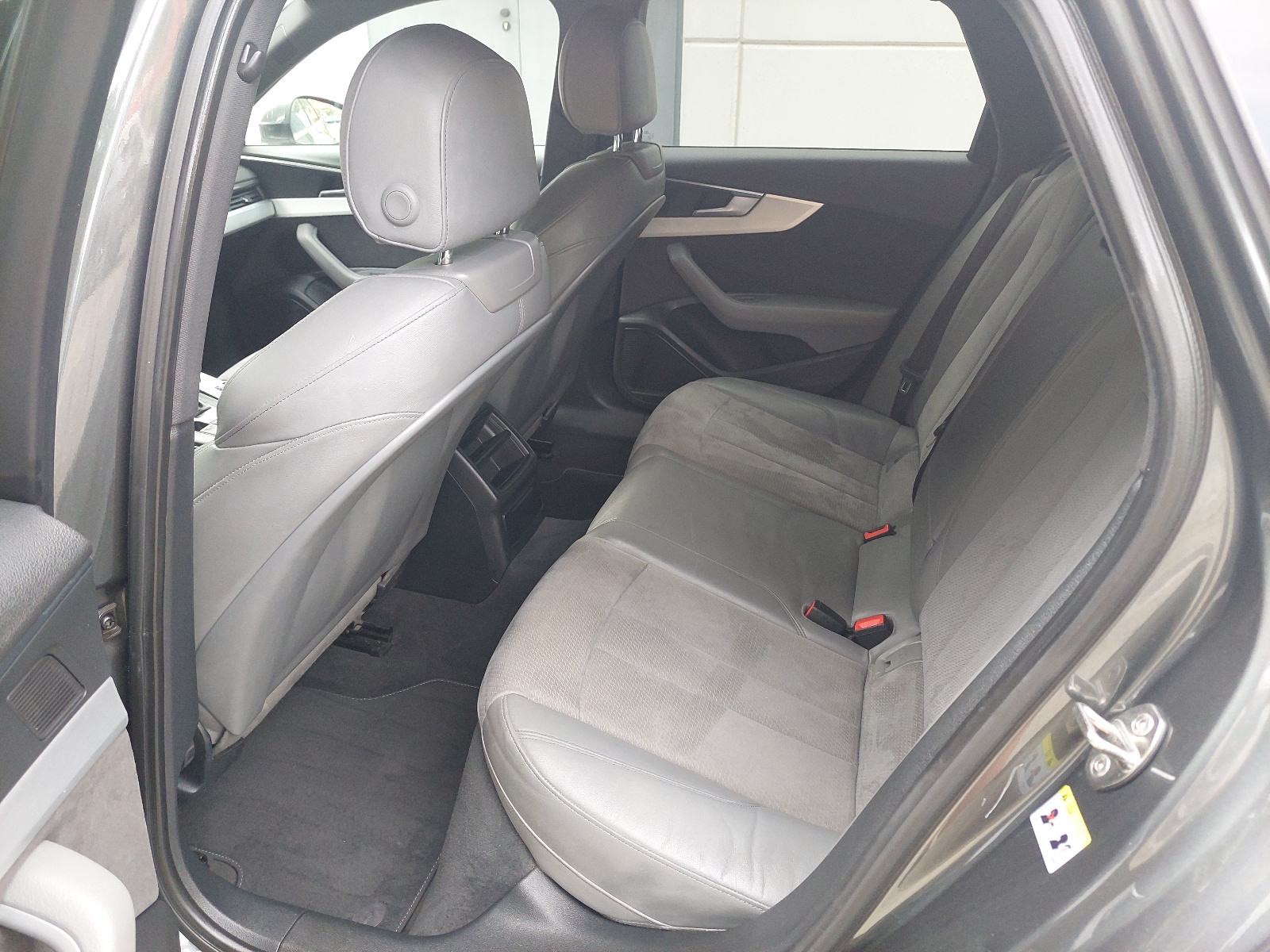 Audi A4 Avant 2,0 TDI**190 KS**AUTOMATIK**S-LINE**, fotografija 16
