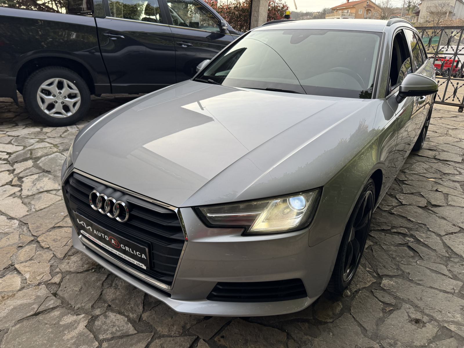 Audi A4 Avant 2,0 TDI 2017 god-6 BRZINA -ODLIČNO STANJE!, fotografija 3