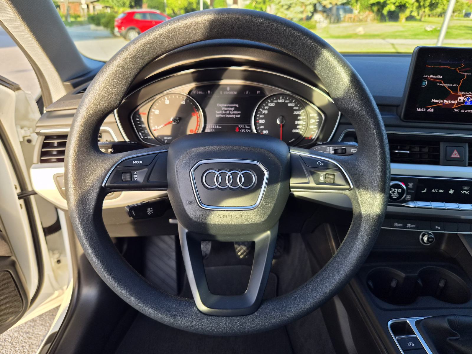 Audi A4 Avant 2,0 TDI, 2017., SERVISNA, TOP STANJE, fotografija 16