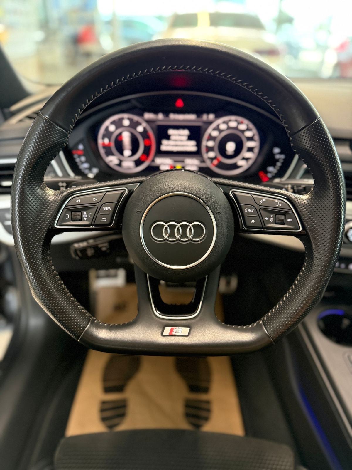 Audi A4 Avant 2.0 TDI 3X S-LINE automatik SERVISNA TOP STANJE, fotografija 9