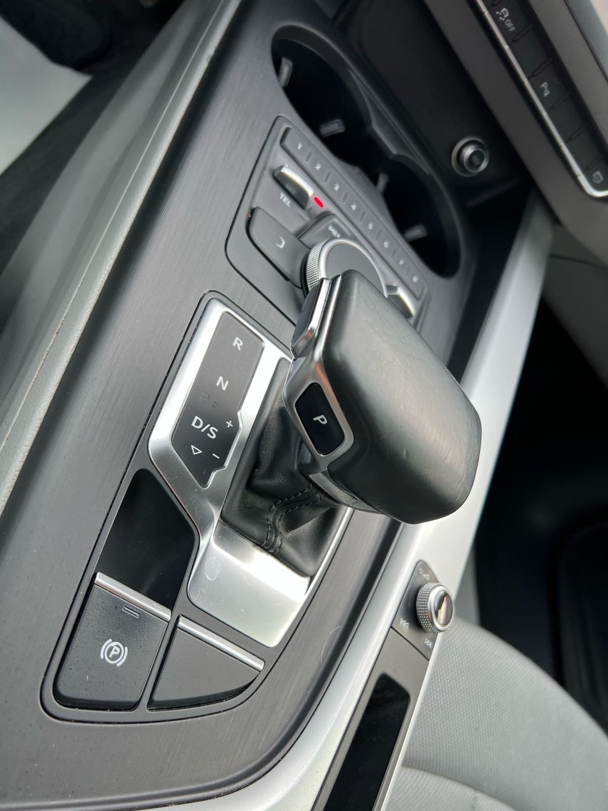 Audi A4 Avant 2,0 TDI AUTOMATIK 2016GOD XENON LED NAVI 9,900€!!, fotografija 20