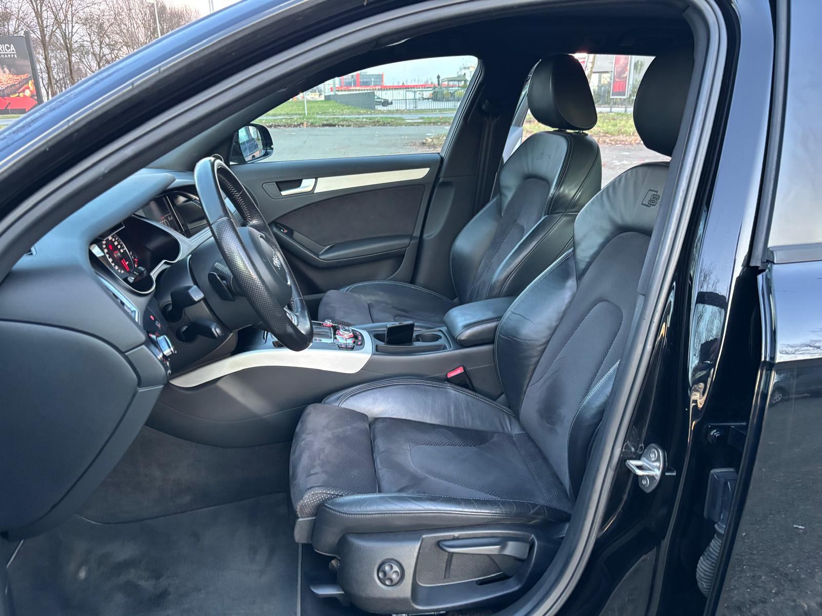 Audi A4 Avant 2,0 TDI automatik, S line, registriran do 05/2027, fotografija 11