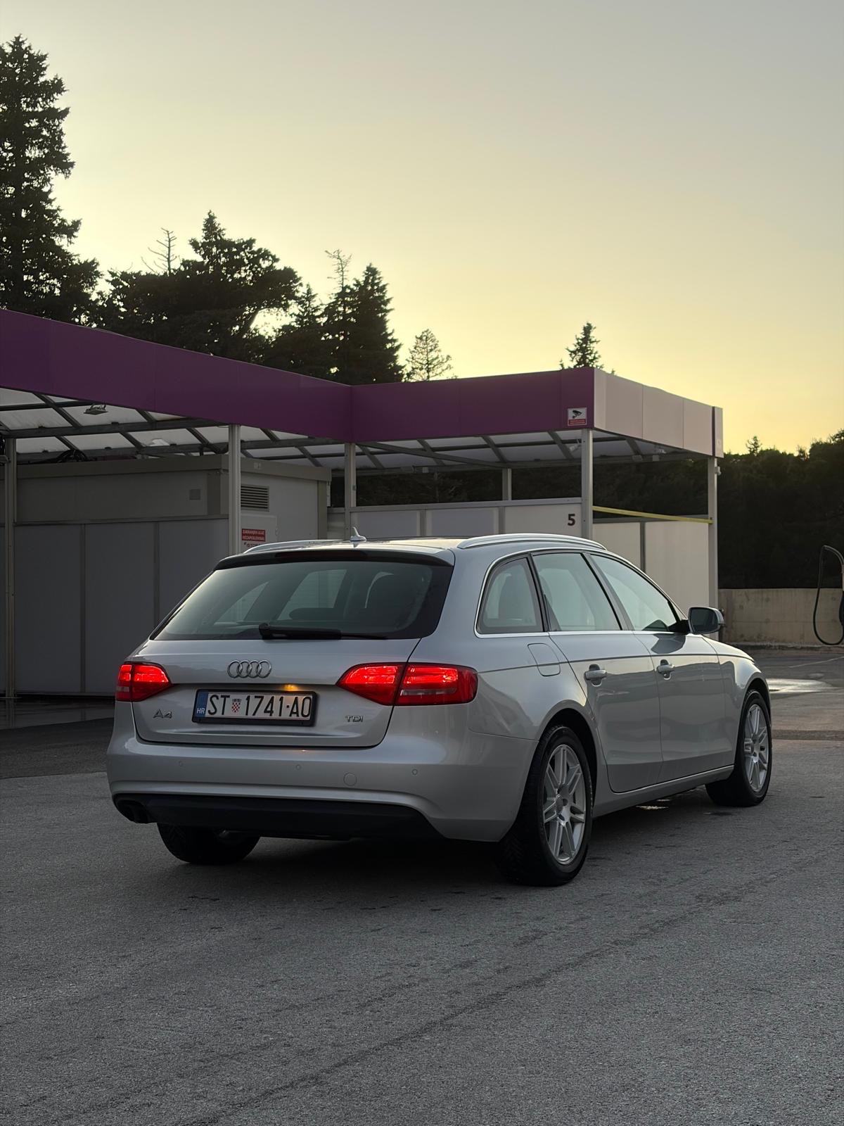 Audi A4 Avant, Automatik, fotografija 6