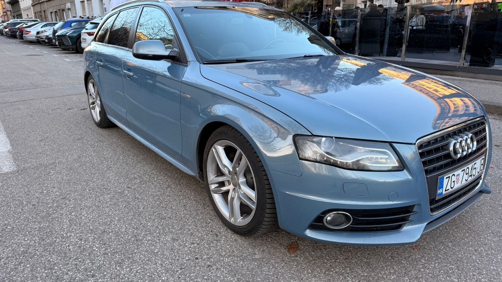 Audi A4 Avant 2,0 TDI automatik, fotografija 3