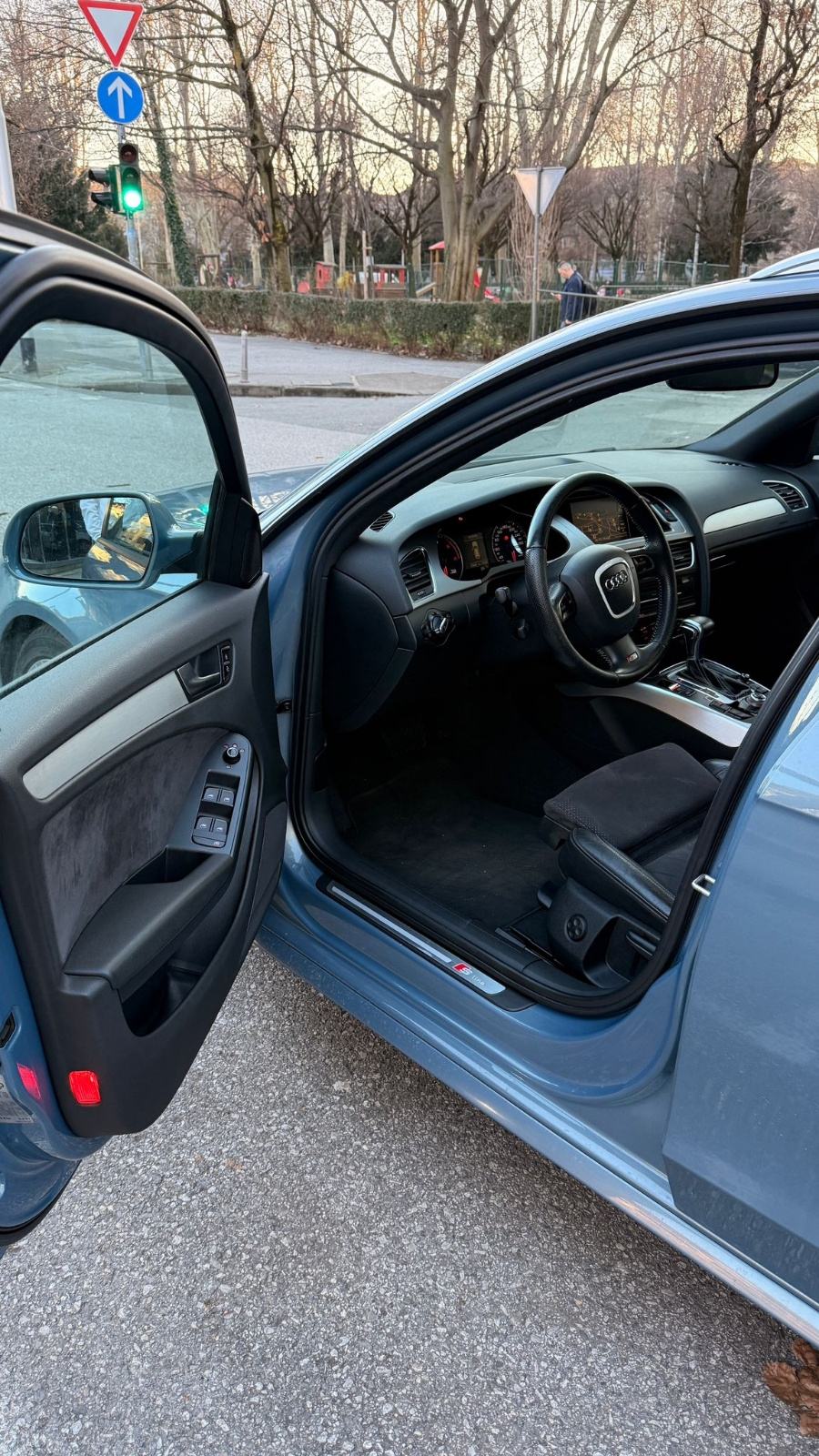 Audi A4 Avant 2,0 TDI automatik, fotografija 6