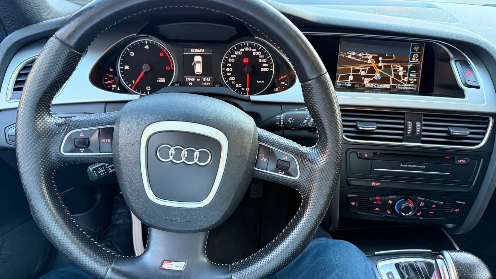 Audi A4 Avant 2,0 TDI automatik, fotografija 9