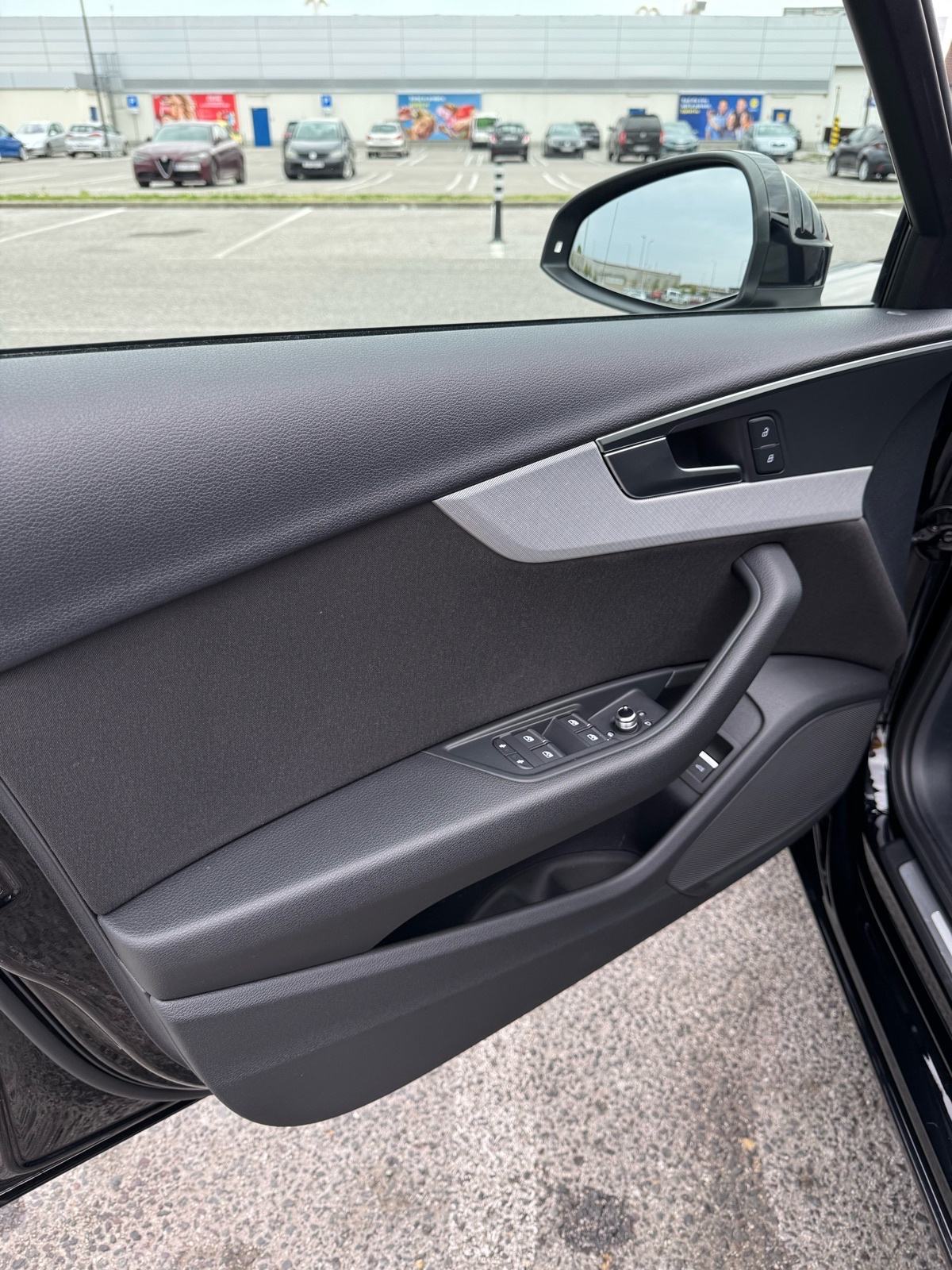 Audi A4 Avant 2,0 TDI automatik veliki servis, fotografija 8