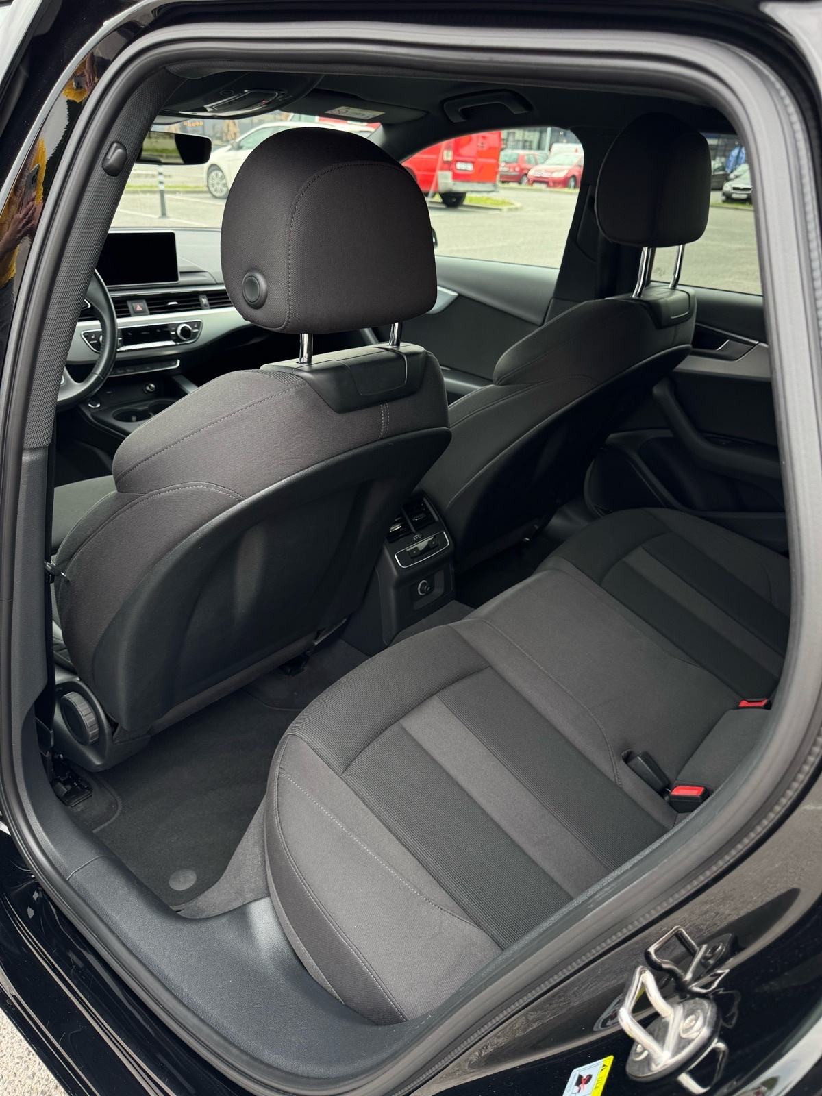 Audi A4 Avant 2,0 TDI automatik veliki servis, fotografija 9