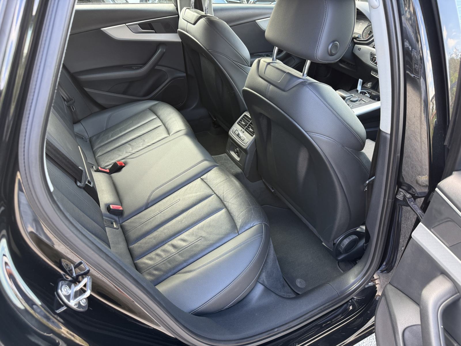 AUDI A4 AVANT 2.0 TDI 2016. Godina *Business* S Tronic - Navi - Alu…, fotografija 15