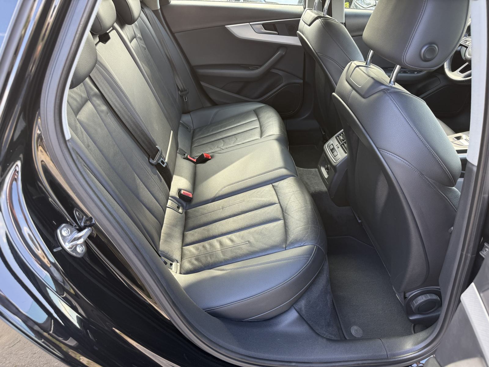 AUDI A4 AVANT 2.0 TDI 2016. Godina *Business* S Tronic - Navi - Alu…, fotografija 16