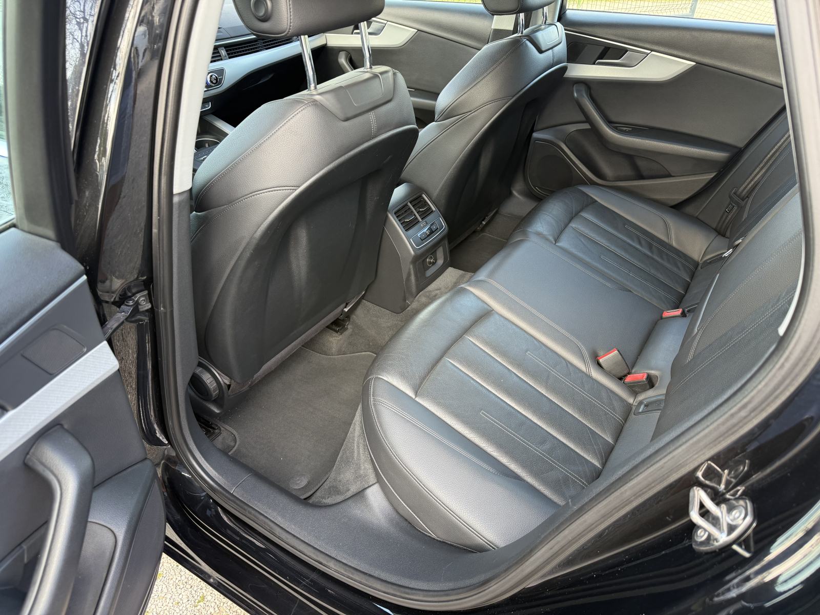 AUDI A4 AVANT 2.0 TDI 2016. Godina *Business* S Tronic - Navi - Alu…, fotografija 17