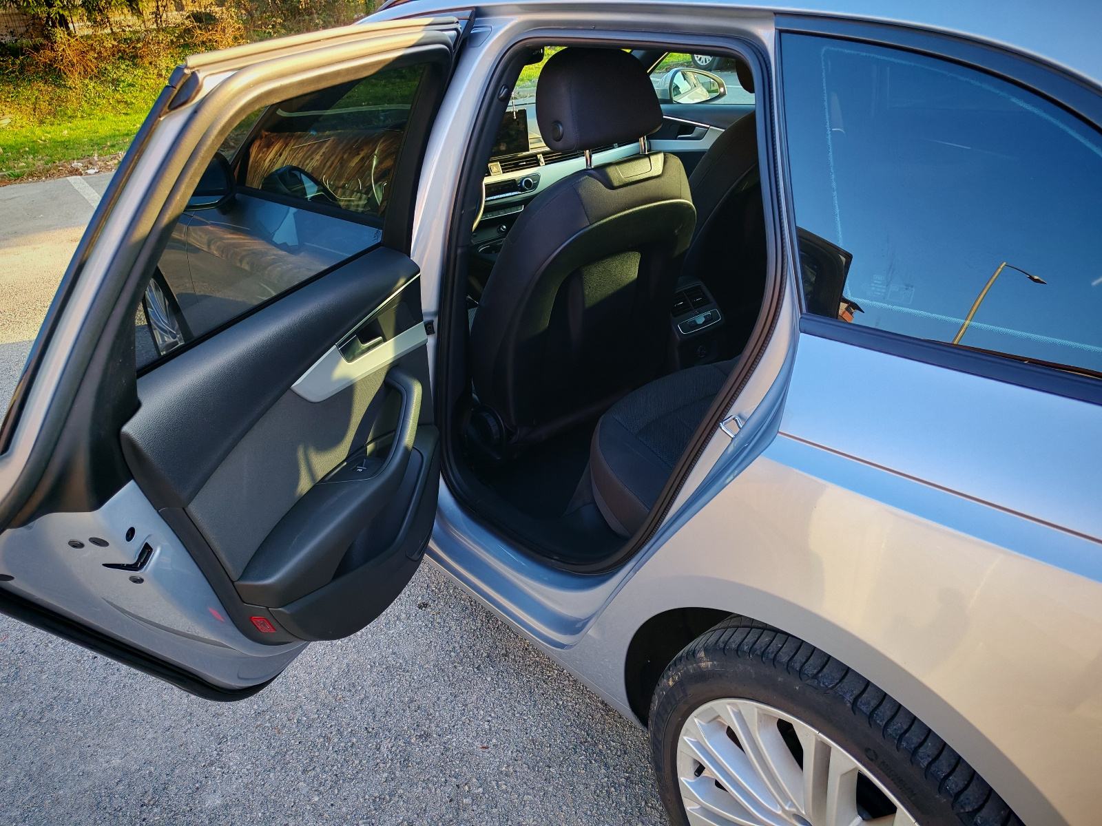 Audi A4 Avant 2,0 TDI automatik, fotografija 7