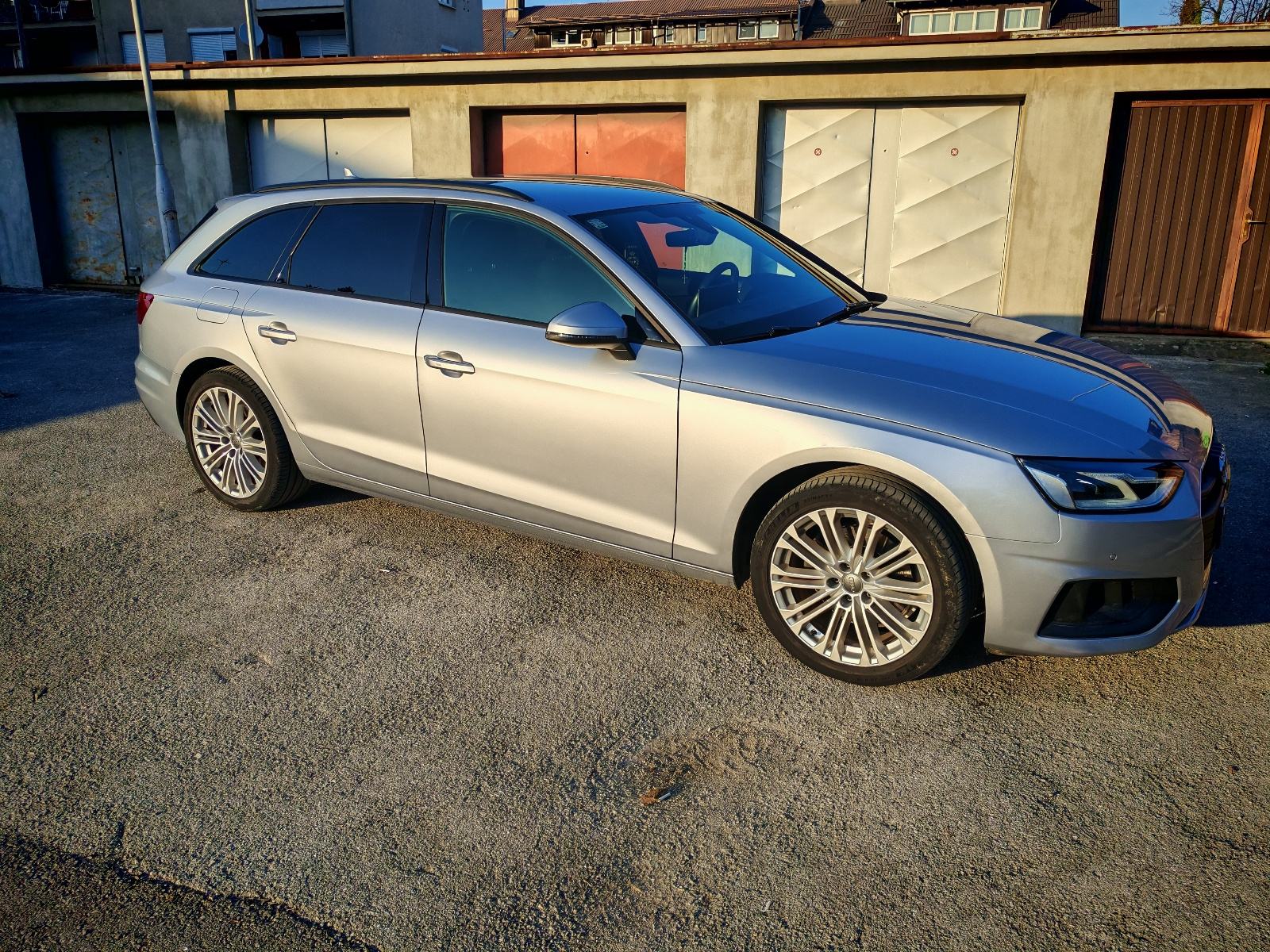Audi A4 Avant 2,0 TDI automatik, fotografija 10