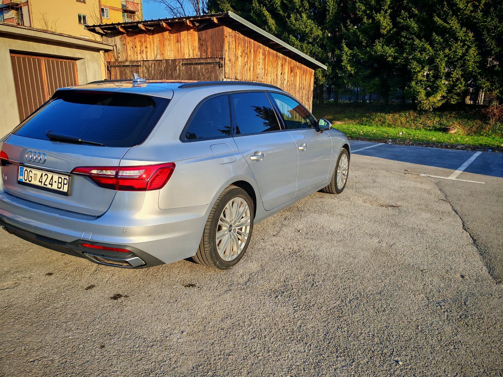 Audi A4 Avant 2,0 TDI automatik, fotografija 11