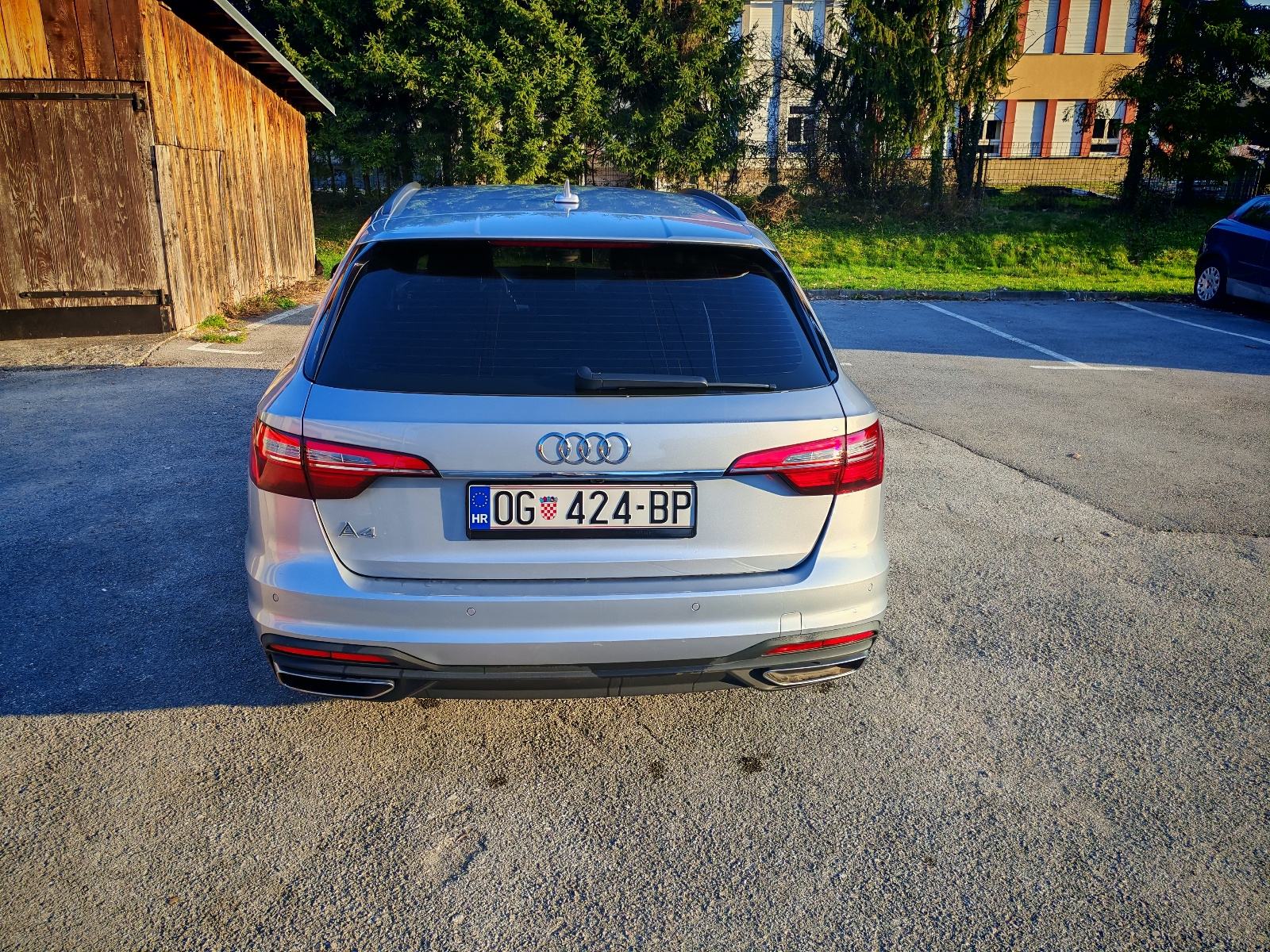 Audi A4 Avant 2,0 TDI automatik, fotografija 12