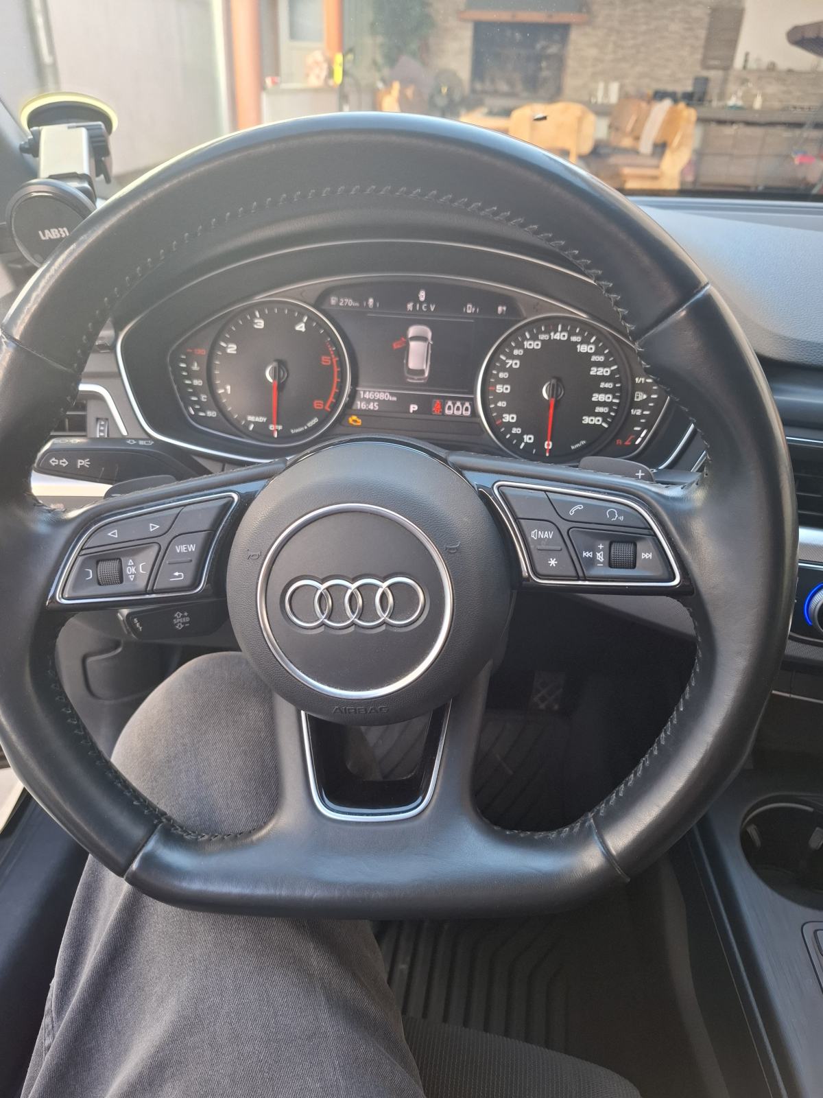 Audi A4 Avant 2,0 TDI automatik, fotografija 12