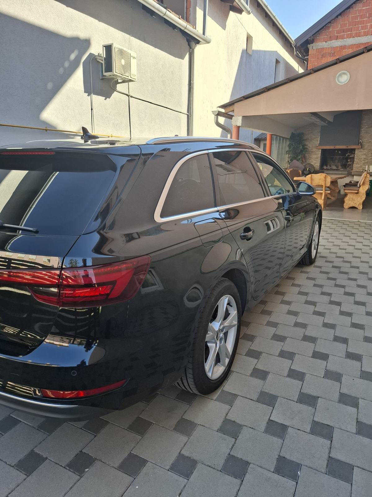 Audi A4 Avant 2,0 TDI automatik, fotografija 6