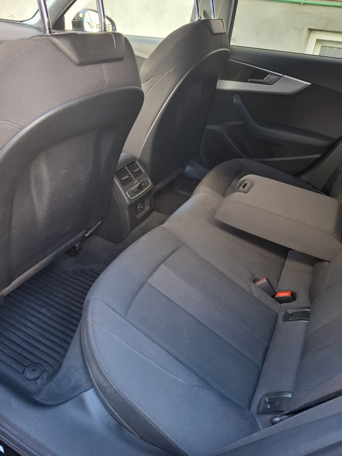 Audi A4 Avant 2,0 TDI automatik, fotografija 15