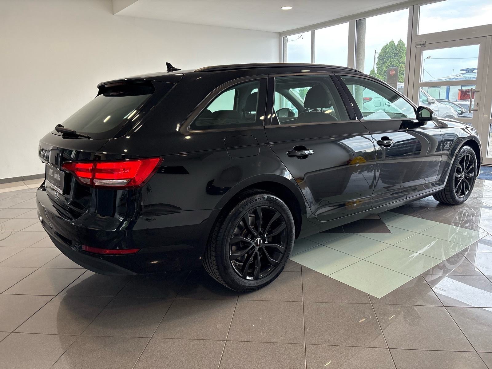 Audi A4 Avant 2,0 TDI automatik, fotografija 6