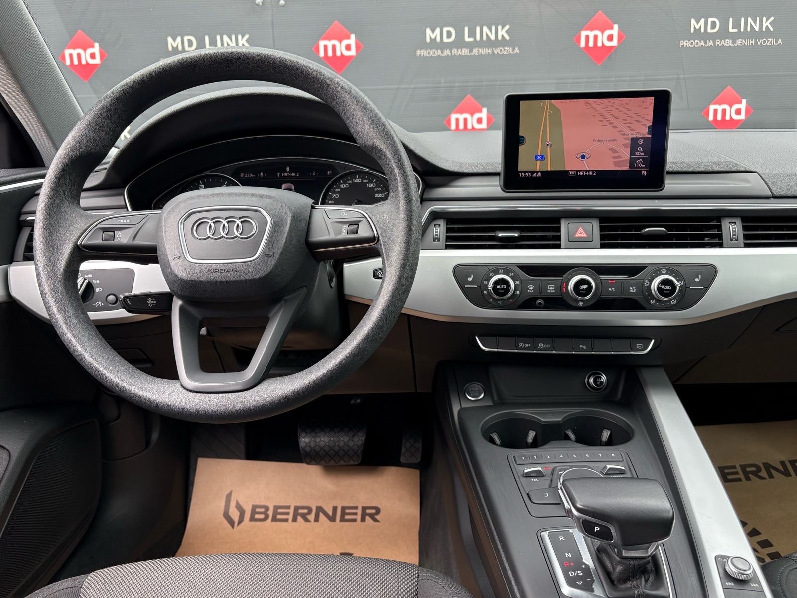 Audi A4 Avant 2,0 TDI automatik, fotografija 8