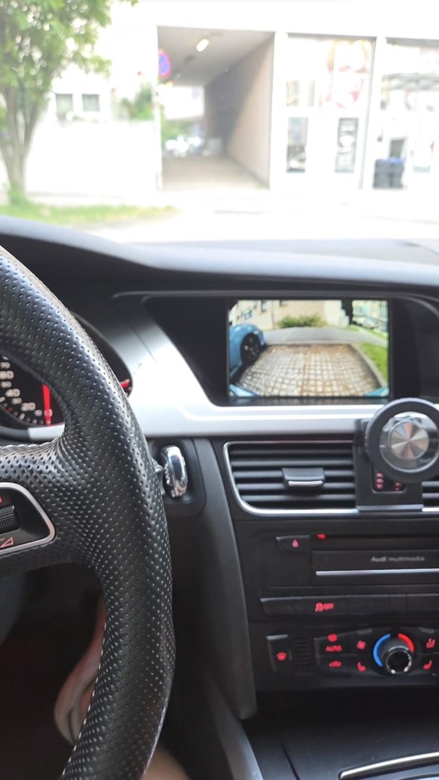 Audi A4 Avant 2,0 TDI automatik, fotografija 11