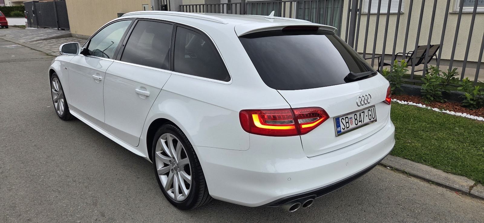 Audi A4 Avant 2,0 TDI automatik, fotografija 4
