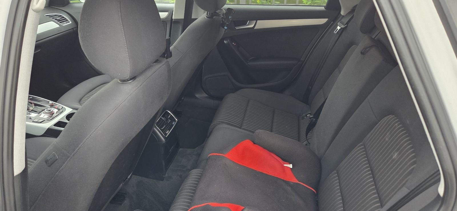 Audi A4 Avant 2,0 TDI automatik, fotografija 7
