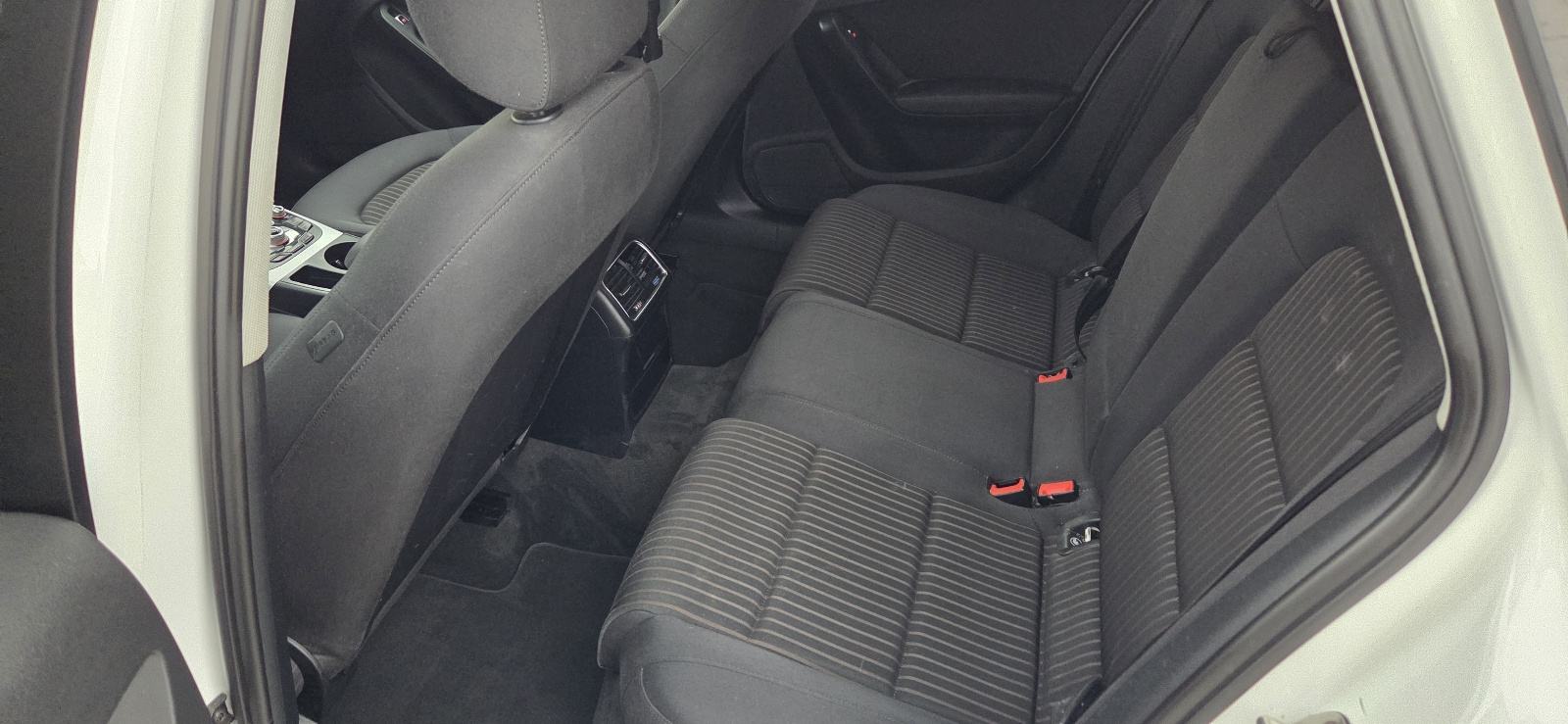 Audi A4 Avant 2,0 TDI automatik, fotografija 9