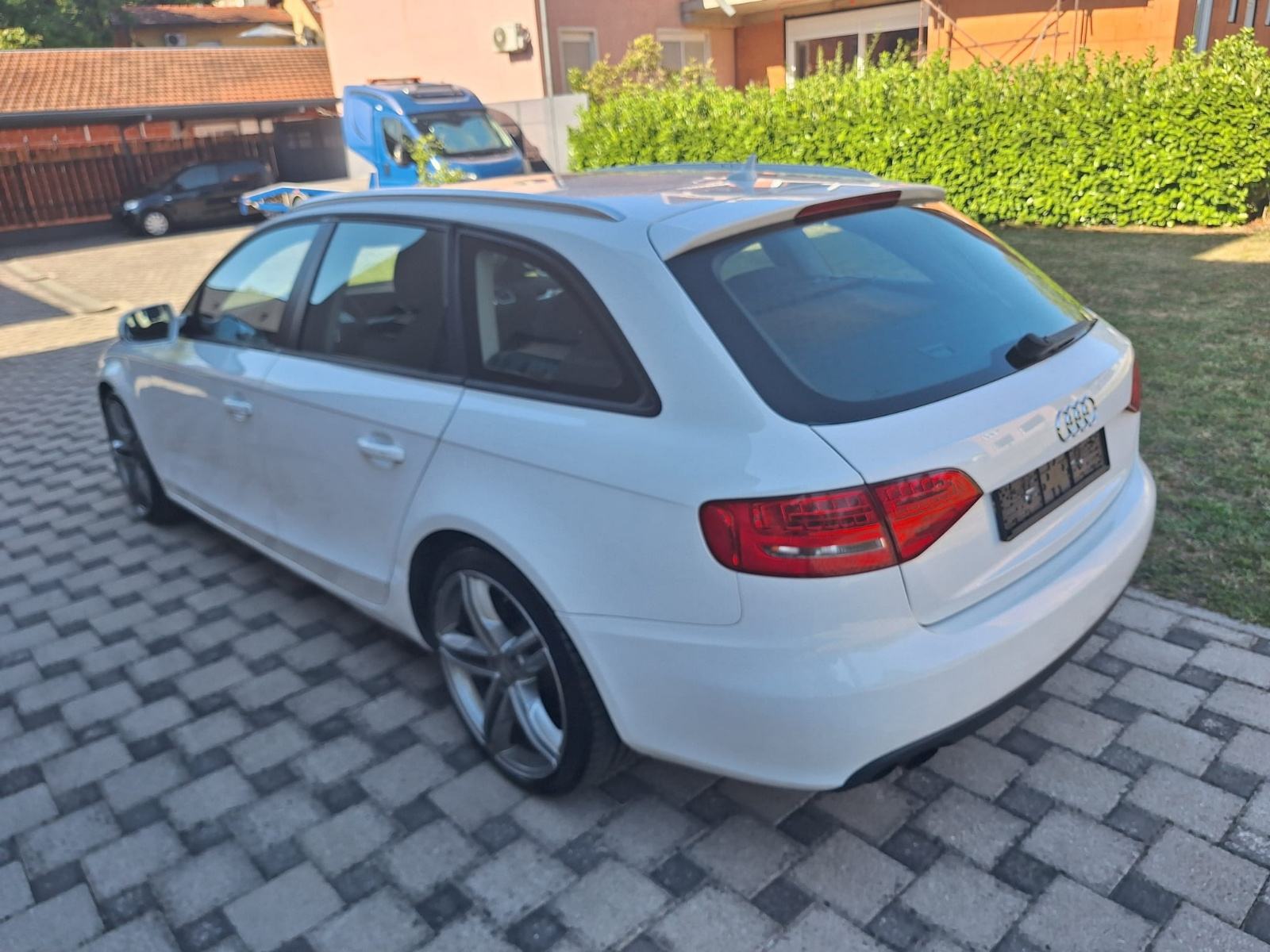 Audi A4 Avant 2,0 TDI automatik, fotografija 4
