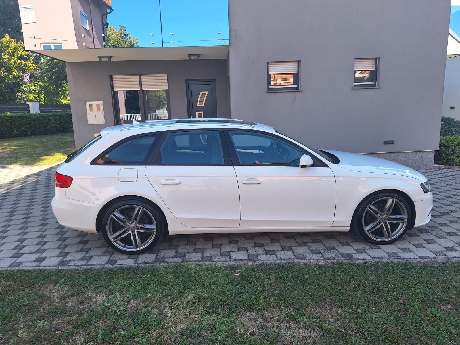 Audi A4 Avant 2,0 TDI automatik, fotografija 8