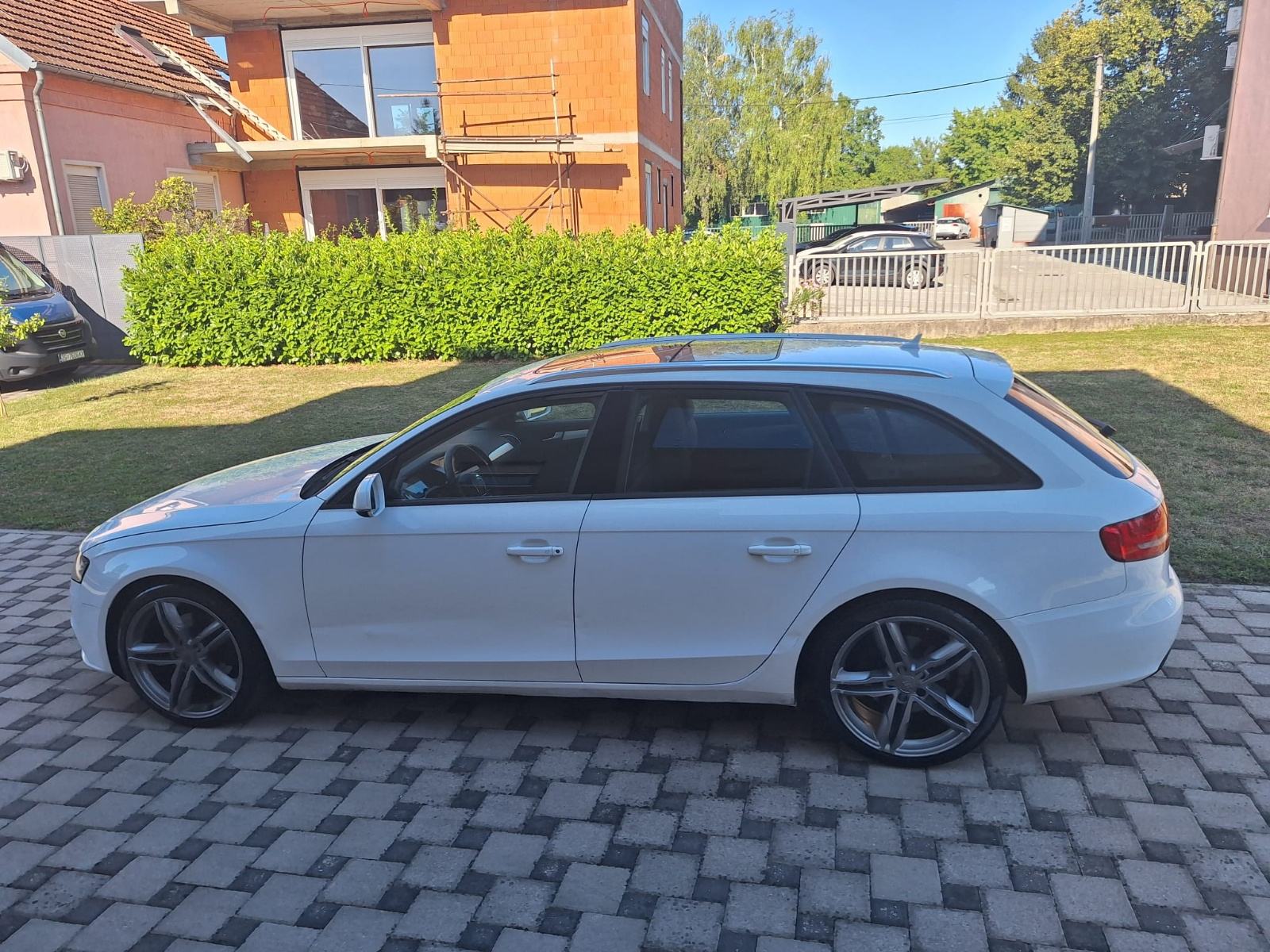 Audi A4 Avant 2,0 TDI automatik, fotografija 7