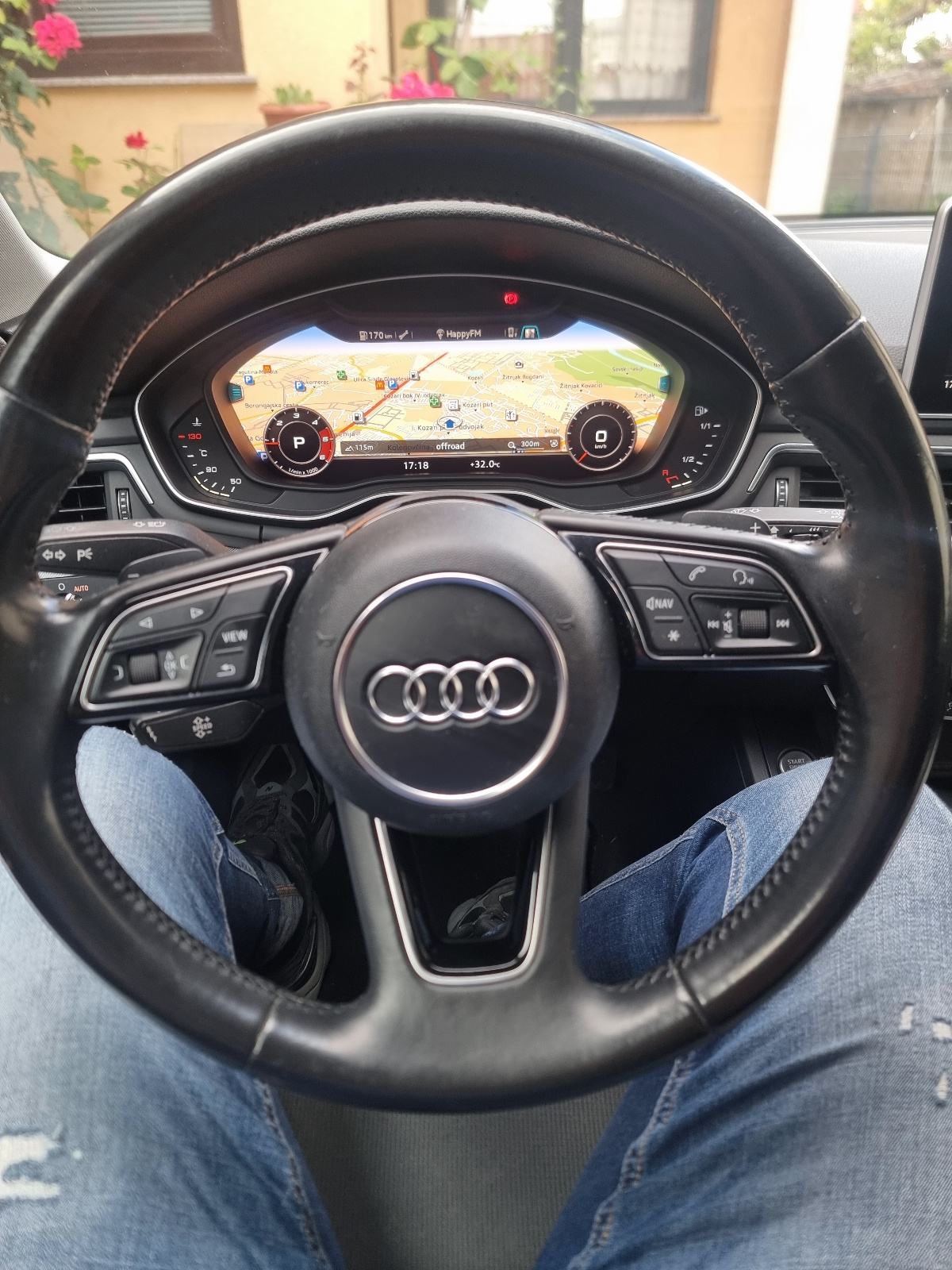 Audi A4 Avant 2,0 TDI automatik, fotografija 7
