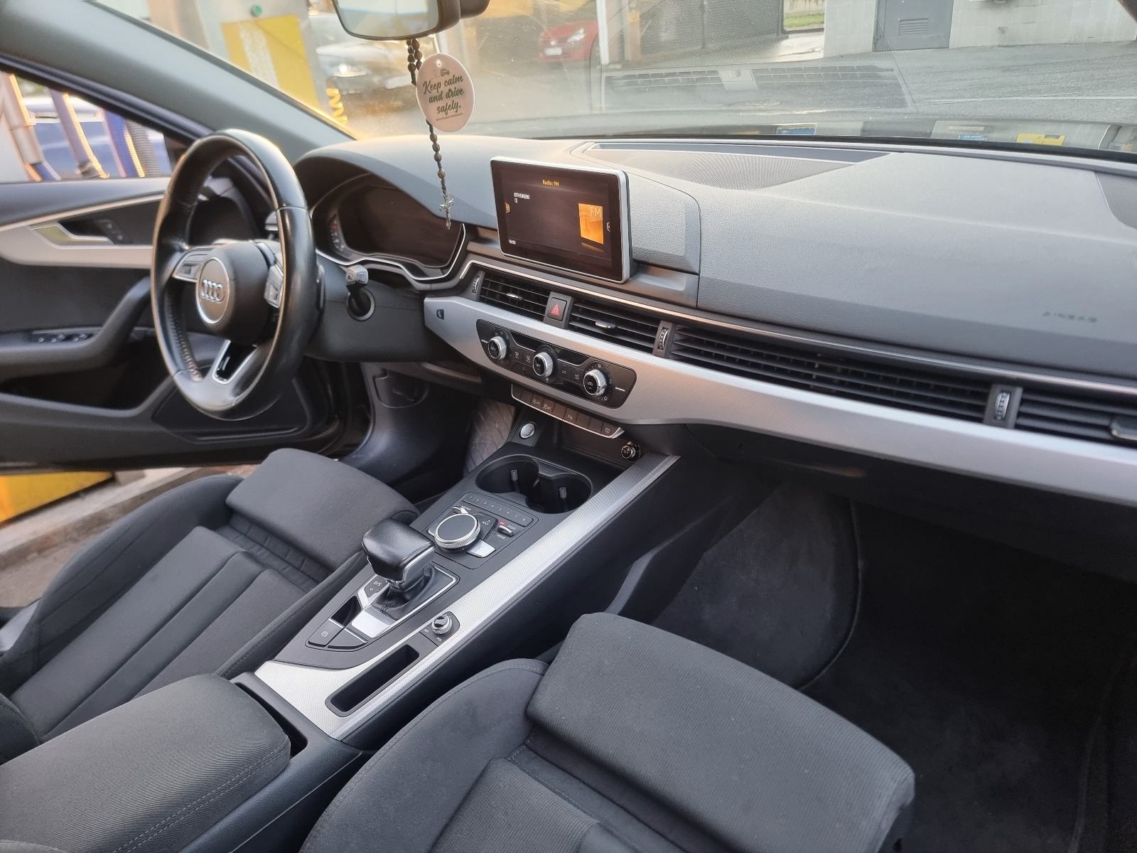 Audi A4 Avant 2,0 TDI automatik, fotografija 8