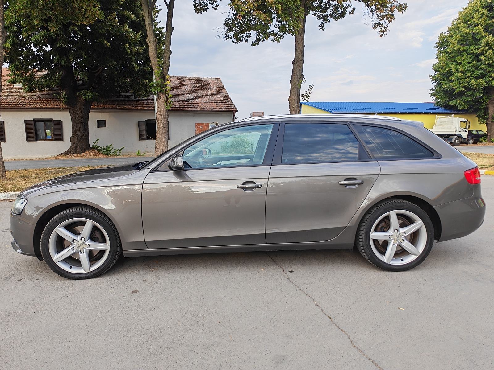 Audi A4 Avant 2,0 TDI automatik, fotografija 7