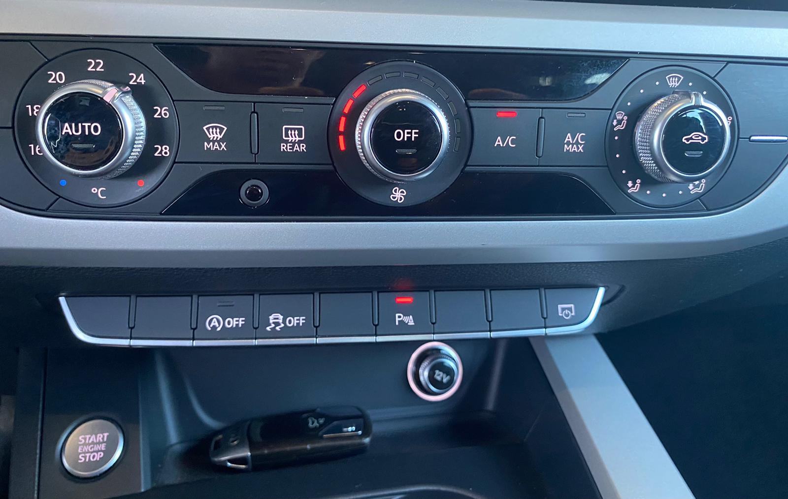 Audi A4 Avant 2,0 TDI AUTOMATIK TEMPOMAT ALU NAVI PDC KUKA *GARANCIJA*, fotografija 19