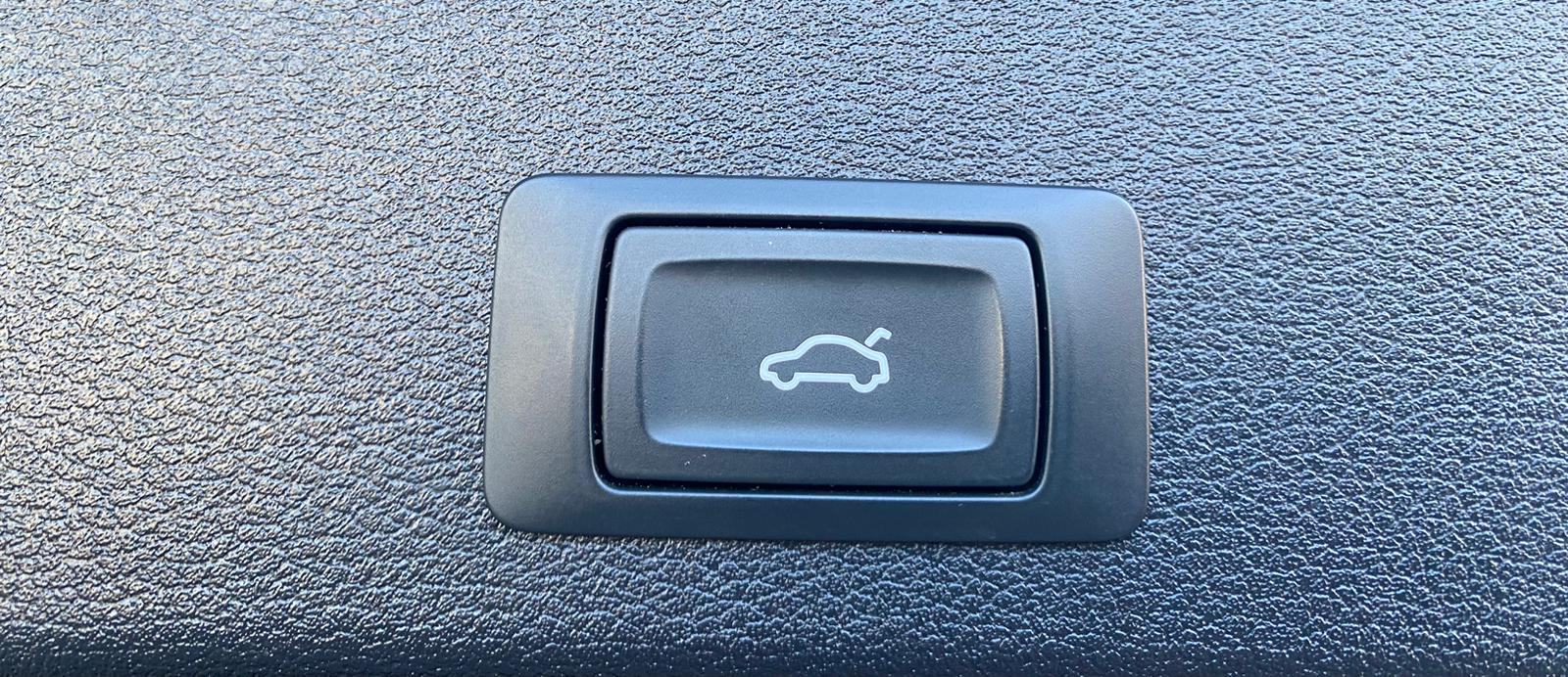 Audi A4 Avant 2,0 TDI AUTOMATIK TEMPOMAT ALU NAVI PDC KUKA *GARANCIJA*, fotografija 15