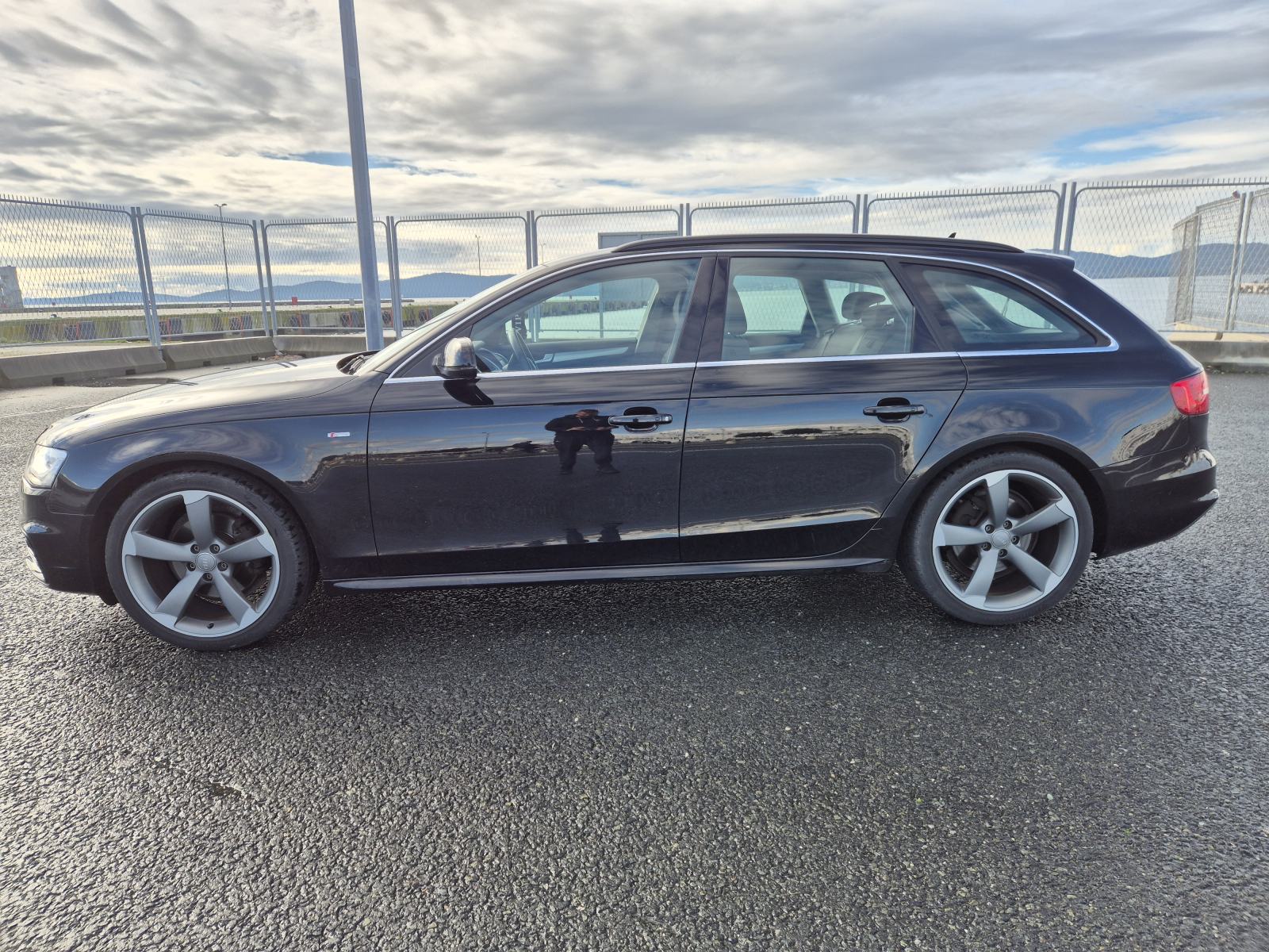 Audi A4 Avant 2,0 TDI B8.5 2xSline, fotografija 3